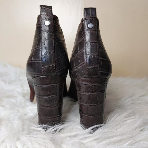 Marc Fisher Leather Size 7 Peep Toe Leather High Heel Snake Print Business Brown - Picture 3 of 10